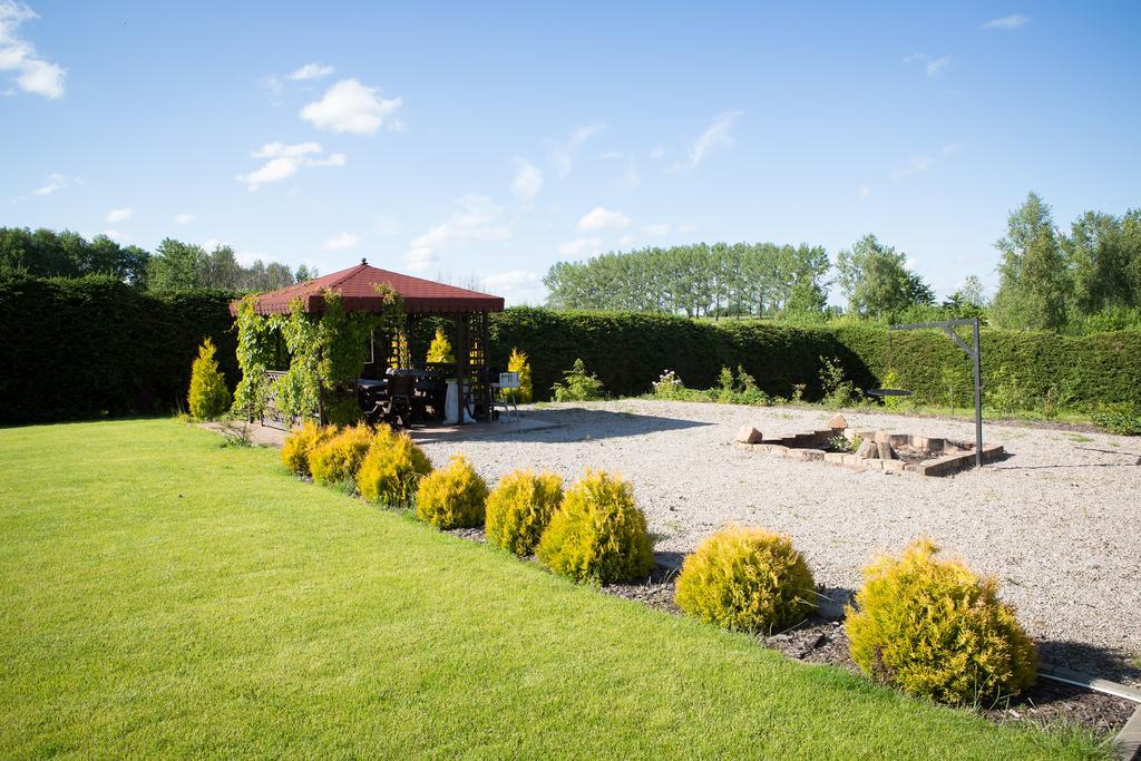 Bed and Breakfast Artemis Dramburg Exterior foto